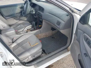 1999 Nissan Altima XE with VIN 1N4DL01D0XC168505, listed as a IAAI auction lot 41928029 with 307,674 mi miles. Bid and sale history available at carsss.com. Image 5.