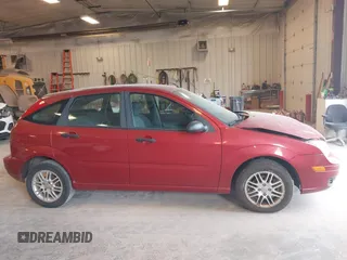2005 Ford Focus S с VIN 3FAFP37NX5R109507, выставлен на аукционе IAAI как лот 42107599 с пробегом 186 421 миль миль и . История ставок и продаж доступна на DreamBid. Изображение 13.