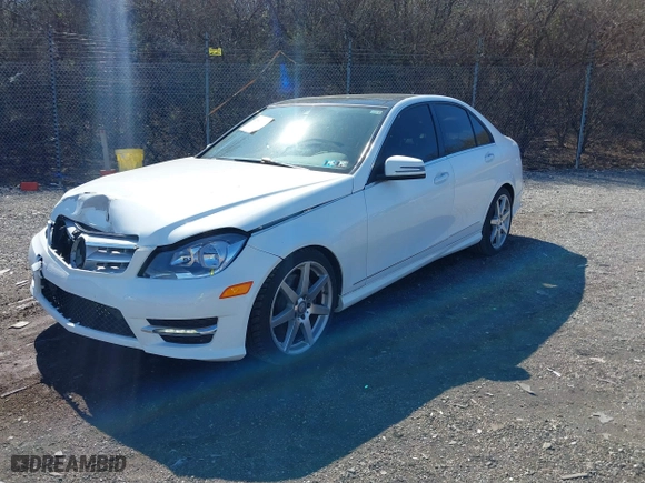 2013 Mercedes-Benz C-Class C 300 Sport with VIN WDDGF8AB3DR275879, listed as a IAAI auction lot 41801150 with 69,509 mi miles. Bid and sale history available at carsss.com. Image 19.