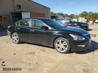 2013 Nissan Altima 3.5 SV with VIN 1N4BL3AP2DC222031, listed as a Copart auction lot 43256295 with 124,811 mi miles and Salvage Title. Bid and sale history available at carsss.com. Image 4.