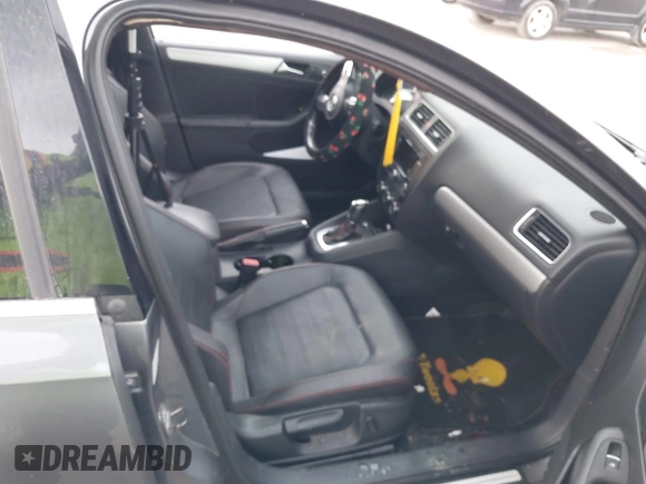 2013 Volkswagen Jetta GLI Autobahn with VIN 3VW4A7AJXDM216548, listed as a IAAI auction lot 40725175 with 147,939 mi miles and . Bid and sale history available at DreamBid. Image 5.