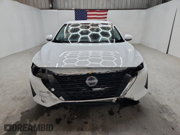 2025 Nissan Sentra SV с VIN 3N1AB8CV1SY301666, выставлен на аукционе Copart как лот 61180545 с пробегом 7 287 миль миль и Чистый • Clean title. История ставок и продаж доступна на DreamBid. Изображение 5.