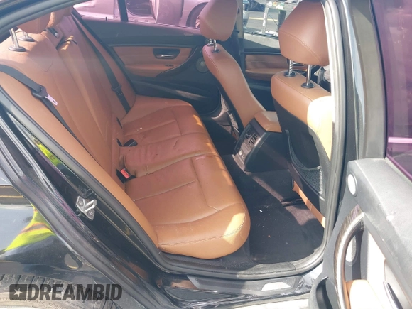 2013 BMW 3 Series 328i xDrive with VIN WBA3B3C59DJ810112, listed as a IAAI auction lot 42457122 with 117,568 mi miles and . Bid and sale history available at DreamBid. Image 8.