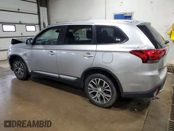 2018 Mitsubishi Outlander ES with VIN JA4AZ3A34JJ006152, listed as a Copart auction lot 58596085 with 126,117 mi miles and Salvage title. Bid and sale history available at DreamBid. Image 2.