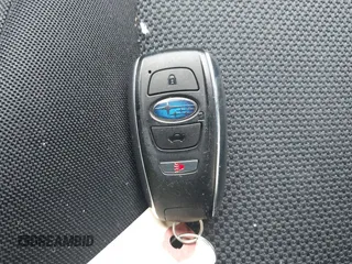 2021 Subaru WRX Premium z VIN JF1VA1C6XM9818786, wystawiony jako IAAI lot #42182203 z przebiegiem 52 535 mil mil oraz . Historia ofert i sprzedaży dostępna na DreamBid. Obrazek 11.