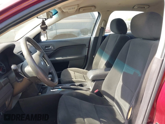 2007 Ford Fusion SE with VIN 3FAHP07117R235679, listed as a IAAI auction lot 42081050 with 139,134 mi miles. Bid and sale history available at carsss.com. Image 5.