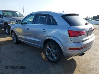 2017 Audi Q3 Premium Plus z VIN WA1JCCFSXHR000319, wystawiony jako IAAI lot #41986889 z przebiegiem 74 675 mil mil oraz . Historia ofert i sprzedaży dostępna na DreamBid. Obrazek 3.