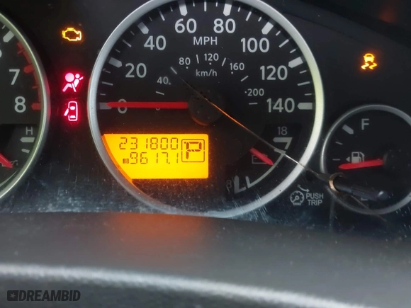 2012 Nissan Pathfinder SV with VIN 5N1AR1NN8CC605483, listed as a IAAI auction lot 38020029 with 231,800 mi miles. Bid and sale history available at carsss.com. Image 7.