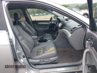 2005 Acura TSX с VIN JH4CL96895C034755, выставлен на аукционе IAAI как лот 42611349 с пробегом 329 264 миль миль и . История ставок и продаж доступна на DreamBid. Изображение 5.