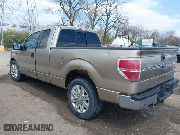 2013 Ford F-150 XL with VIN 1FTEX1CM2DFA94729, listed as a IAAI auction lot 41995108 with 283,724 mi miles. Bid and sale history available at carsss.com. Image 3.