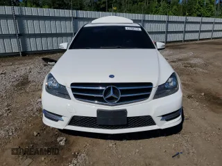 2014 Mercedes-Benz C 300 Sport z VIN WDDGF8AB1EA929598, wystawiony jako Copart lot #57787774 z przebiegiem 115 671 mil mil oraz Szkoda całkowita • Salvage title. Historia ofert i sprzedaży dostępna na DreamBid. Obrazek 5.