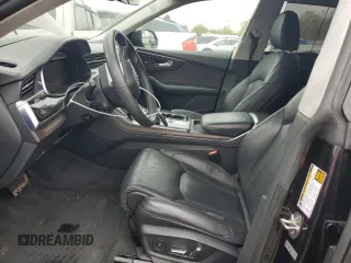 2019 Audi Q8 Prestige z VIN WA1FVAF1XKD033658, wystawiony jako Copart lot #56210205 z przebiegiem 43 587 mil mil oraz Szkody całkowita. Historia ofert i sprzedaży dostępna na DreamBid. Obrazek 7.