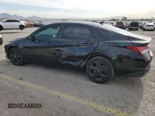 2021 Hyundai Elantra SEL z VIN 5NPLS4AG7MH017638, wystawiony jako Copart lot #53377195 z przebiegiem 106 287 mil mil oraz Szkoda całkowita • Salvage title. Historia ofert i sprzedaży dostępna na DreamBid. Obrazek 2.