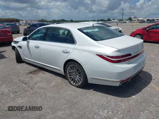2022 Genesis G90 3.3T Premium with VIN KMTF34PA6NU092904, listed as a IAAI auction lot 40290615 with 10,370 mi miles. Bid and sale history available at carsss.com. Image 3.