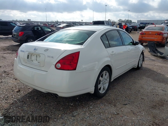 2006 Nissan Maxima 3.5 SL with VIN 1N4BA41E06C832071, listed as a IAAI auction lot 41477952 with 180,845 mi miles. Bid and sale history available at carsss.com. Image 4.