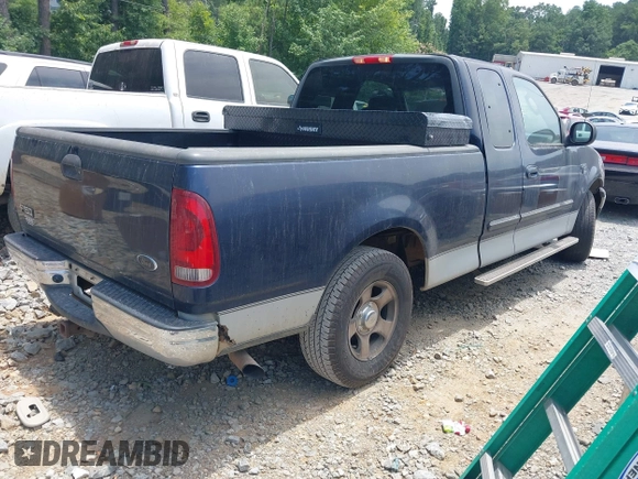 2003 Ford F-150 XL with VIN 1FTRX17W33NA65385, listed as a IAAI auction lot 42588871 with 250,273 mi miles and . Bid and sale history available at DreamBid. Image 4.