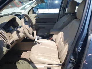 2011 Ford Escape Limited с VIN 1FMCU9EGXBKA79546, выставлен на аукционе Copart как лот 62774865 с пробегом 180 649 миль миль и Списание • Salvage title. История ставок и продаж доступна на DreamBid. Изображение 7.