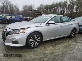 2021 Nissan Altima 2.5 SV with VIN 1N4BL4DV2MN328287, listed as a Copart auction lot 44202495 with 84,523 mi miles and Salvage Title. Bid and sale history available at carsss.com. Image 1.