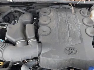 2018 Toyota 4Runner SR5 with VIN JTEBU5JR0J5590207, listed as a IAAI auction lot 41790656 with 73,590 mi miles. Bid and sale history available at carsss.com. Image 10.