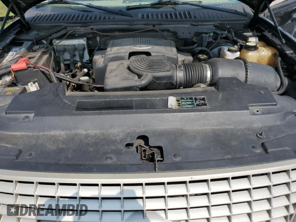 2003 Ford Expedition Eddie Bauer with VIN 1FMFU17L13LC25725, listed as a Copart auction lot 67483614 with 268,151 mi miles and Salvage Title. Bid and sale history available at carsss.com. Image 12.
