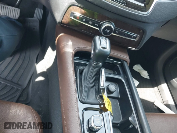 2019 Volvo XC90 Momentum с VIN YV4A22PKXK1441050, выставлен на аукционе IAAI как лот 42555612 с пробегом 67 864 миль миль и . История ставок и продаж доступна на DreamBid. Изображение 11.