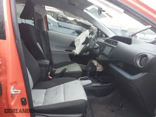2013 Toyota Prius c One with VIN JTDKDTB35D1042976, listed as a IAAI auction lot 41535756 with 173,054 mi miles. Bid and sale history available at carsss.com. Image 5.