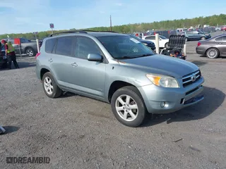 2008 Toyota RAV4 Ltd with VIN JTMBD31V686055134, listed as a IAAI auction lot 42075600 with 178,382 mi miles. Bid and sale history available at carsss.com. Image 1.