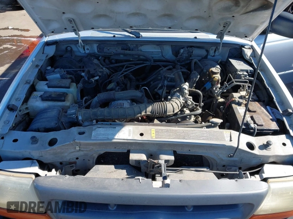 2002 Ford Ranger XL with VIN 1FTYR10U42PA62707, listed as a IAAI auction lot 41645307 with 267,824 mi miles. Bid and sale history available at carsss.com. Image 10.