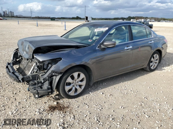 2010 Honda Accord EX-L z VIN 1HGCP3F86AA000301, wystawiony jako Copart lot #84867284 z przebiegiem Nie podano mil oraz Szkoda całkowita • Salvage title. Historia ofert i sprzedaży dostępna na DreamBid. Obrazek 1.