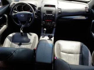 2013 Kia Sorento EX with VIN 5XYKU3A67DG362084, listed as a Copart auction lot 50075055 with 122,770 mi miles and Salvage Title. Bid and sale history available at DreamBid. Image 8.