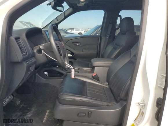 2022 Nissan Frontier SV with VIN 1N6ED1EJ7NN610096, listed as a Copart auction lot 82620234 with 26,193 mi miles and Salvage Title. Bid and sale history available at carsss.com. Image 7.