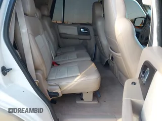 2006 Ford Expedition Eddie Bauer z VIN 1FMFU18586LA33979, wystawiony jako IAAI lot #41612898 z przebiegiem 250 956 mil mil oraz . Historia ofert i sprzedaży dostępna na DreamBid. Obrazek 8.
