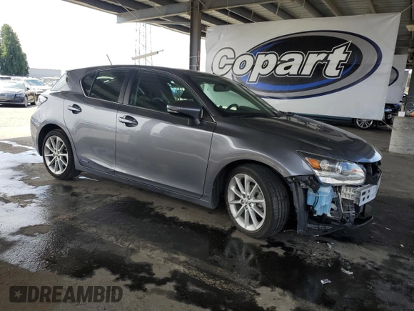 2013 Lexus CT 200h with VIN JTHKD5BH3D2163117, listed as a Copart auction lot 59943965 with 113,934 mi miles and Salvage title. Bid and sale history available at DreamBid. Image 4.