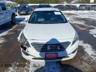 2016 Hyundai Sonata SE z VIN 5NPE24AF0GH371005, wystawiony jako IAAI lot #41269554 z przebiegiem 146 640 mil mil oraz . Historia ofert i sprzedaży dostępna na DreamBid. Obrazek 12.
