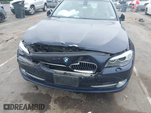 2012 BMW 5 Series 528i xDrive with VIN WBAXH5C58CDW08404, listed as a IAAI auction lot 42222460 with 146,851 mi miles and . Bid and sale history available at DreamBid. Image 6.