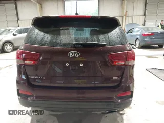 2019 Kia Sorento L with VIN 5XYPG4A34KG548624, listed as a IAAI auction lot 42020831 with 124,226 mi miles. Bid and sale history available at carsss.com. Image 16.
