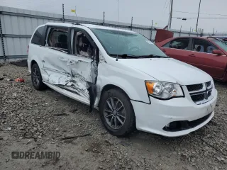 2017 Dodge Grand Caravan SXT with VIN 2C4RDGCG4HR863320, listed as a Copart auction lot 45741594 with 156,137 mi miles and Salvage Title. Bid and sale history available at DreamBid. Image 4.