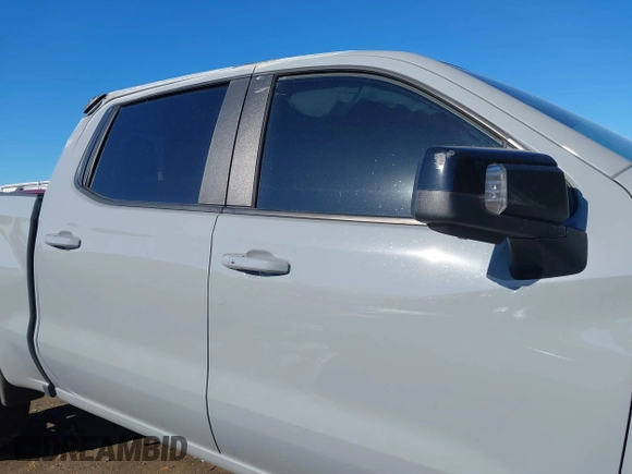 2024 Chevrolet Silverado 1500 RST with VIN 1GCUDEED2RZ322016, listed as a IAAI auction lot 41893954 with 7,055 mi miles. Bid and sale history available at carsss.com. Image 13.