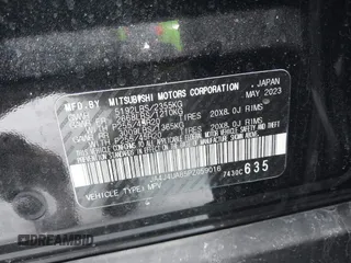 2023 Mitsubishi Outlander SE with VIN JA4J4UA85PZ059016, listed as a IAAI auction lot 41517420 with 14,572 mi miles. Bid and sale history available at carsss.com. Image 9.