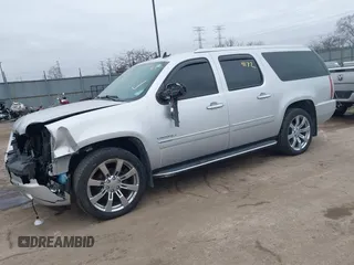 2014 GMC Yukon XL Denali with VIN 1GKS2MEF1ER246201, listed as a IAAI auction lot 41454172 with 135,394 mi miles. Bid and sale history available at carsss.com. Image 17.