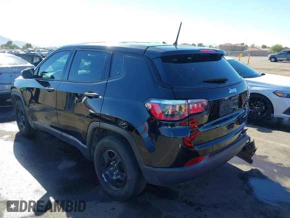 2018 Jeep Compass Sport with VIN 3C4NJCAB3JT368651, listed as a IAAI auction lot 40860158 with 69,801 mi miles. Bid and sale history available at carsss.com. Image 3.