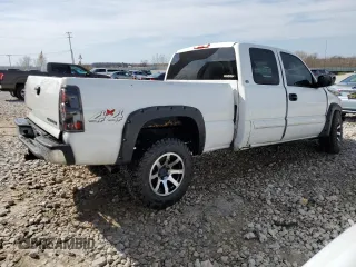 2005 Chevrolet Silverado 1500 with VIN 1GCEK19V45E270119, listed as a Copart auction lot 49972004 with 0 mi miles and Salvage Title. Bid and sale history available at carsss.com. Image 3.