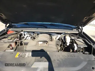 2017 Chevrolet Tahoe LT z VIN 1GNSCBKC8HR315503, wystawiony jako Copart lot #85694645 z przebiegiem 147 586 mil mil oraz Szkoda całkowita • Salvage title. Historia ofert i sprzedaży dostępna na DreamBid. Obrazek 16.