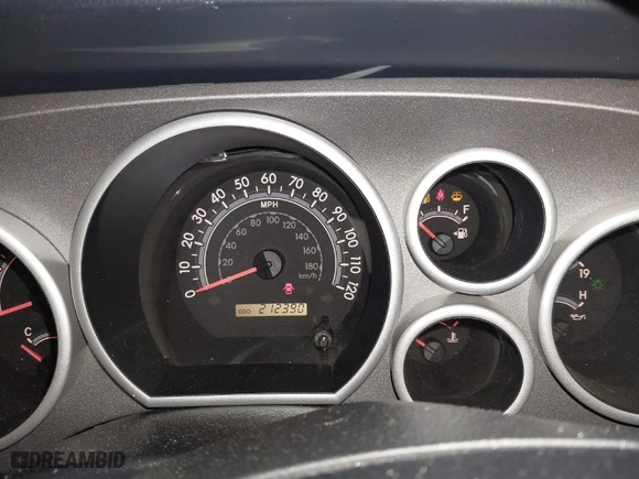 2013 Toyota Tundra 4WD Truck with VIN 5TFUW5F16DX305142, listed as a IAAI auction lot 41139364 with 212,390 mi miles. Bid and sale history available at carsss.com. Image 7.