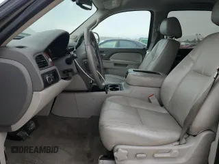 2013 GMC Yukon XL SLT with VIN 1GKS1KE01DR305054, listed as a Copart auction lot 54831015 with 158,054 mi miles and Salvage Title. Bid and sale history available at DreamBid. Image 7.