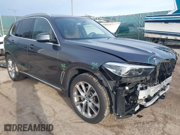 2020 BMW X5 xDrive40i with VIN 5UXCR6C07L9C57434, listed as a IAAI auction lot 41752267 with 41,790 mi miles. Bid and sale history available at carsss.com. Image 1.