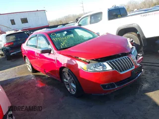 2012 Lincoln MKZ z VIN 3LNHL2GC4CR820071, wystawiony jako IAAI lot #41406009 z przebiegiem 104 150 mil mil oraz . Historia ofert i sprzedaży dostępna na DreamBid. Obrazek 1.