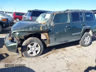 2008 Jeep Commander Sport with VIN 1J8HH48K88C230817, listed as a IAAI auction lot 41263817 with 131,178 mi miles and . Bid and sale history available at DreamBid. Image 6.
