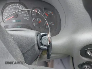 2005 Chevrolet TrailBlazer LT with VIN 1GNDT13S552190909, listed as a IAAI auction lot 42081094 with 117,897 mi miles and . Bid and sale history available at DreamBid. Image 11.