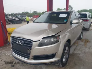 2009 Audi Q7 z VIN WA1AY74L99D023707, wystawiony jako IAAI lot #41649568 z przebiegiem 166 968 mil mil oraz . Historia ofert i sprzedaży dostępna na DreamBid. Obrazek 2.